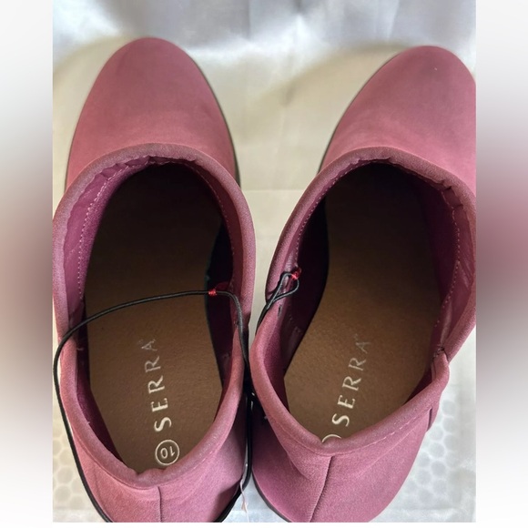 Serra Women Size 10 Side Cut Maroon Ankle Booties SlipOn Stacked Wedge Heel Shoe - Picture 5 of 16